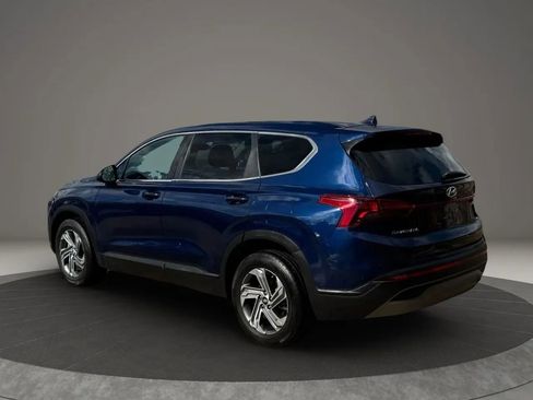 Used 2021 Hyundai Santa Fe SE image 4