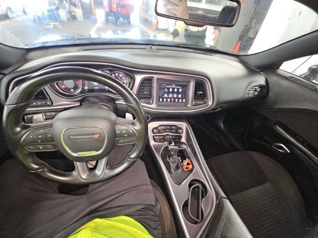 Used 2020 Dodge Challenger R/T RWD image 15