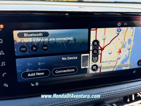 Used 2024 Nissan Ariya FWD image 23