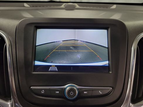 Used 2019 Chevrolet Equinox LT image 20