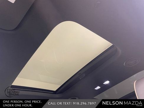 Used 2023 Chevrolet Traverse Premier w/ Redline Edition image 31