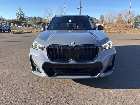 Used 2023 BMW X1 xDrive28i w/ Premium Package image 2