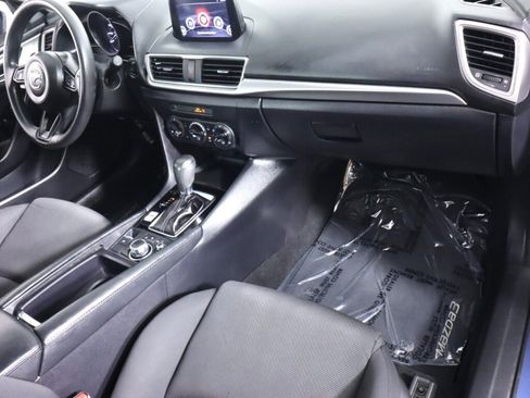 Used 2018 MAZDA MAZDA3 Sport FWD image 35