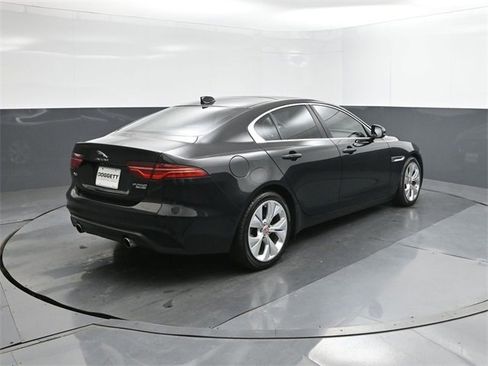 Used 2020 Jaguar XE S image 11