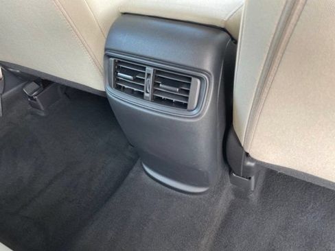 Used 2021 Honda CR-V LX image 11