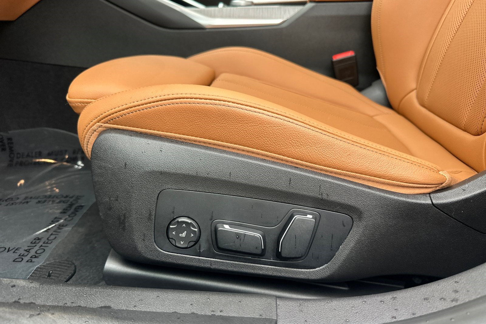 Used 2026 BMW 330i Sedan w/ Premium Package RWD image 14