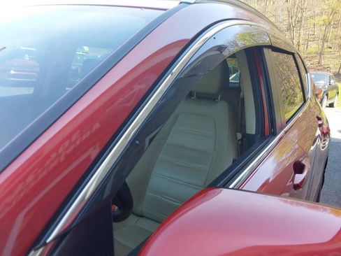 Used 2017 Honda CR-V Touring image 13