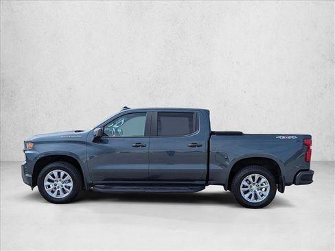 Used 2019 Chevrolet Silverado 1500 Custom w/ Custom Value Package image 5