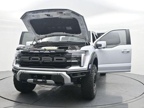 Used 2025 Ford F150 Raptor AWD/4WD image 46