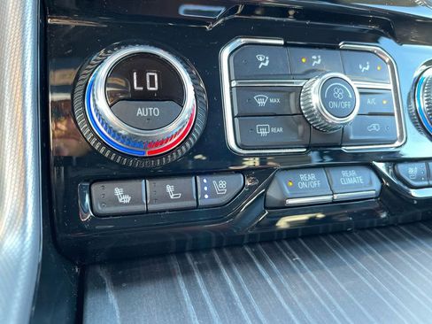 Used 2024 GMC Yukon Denali image 23