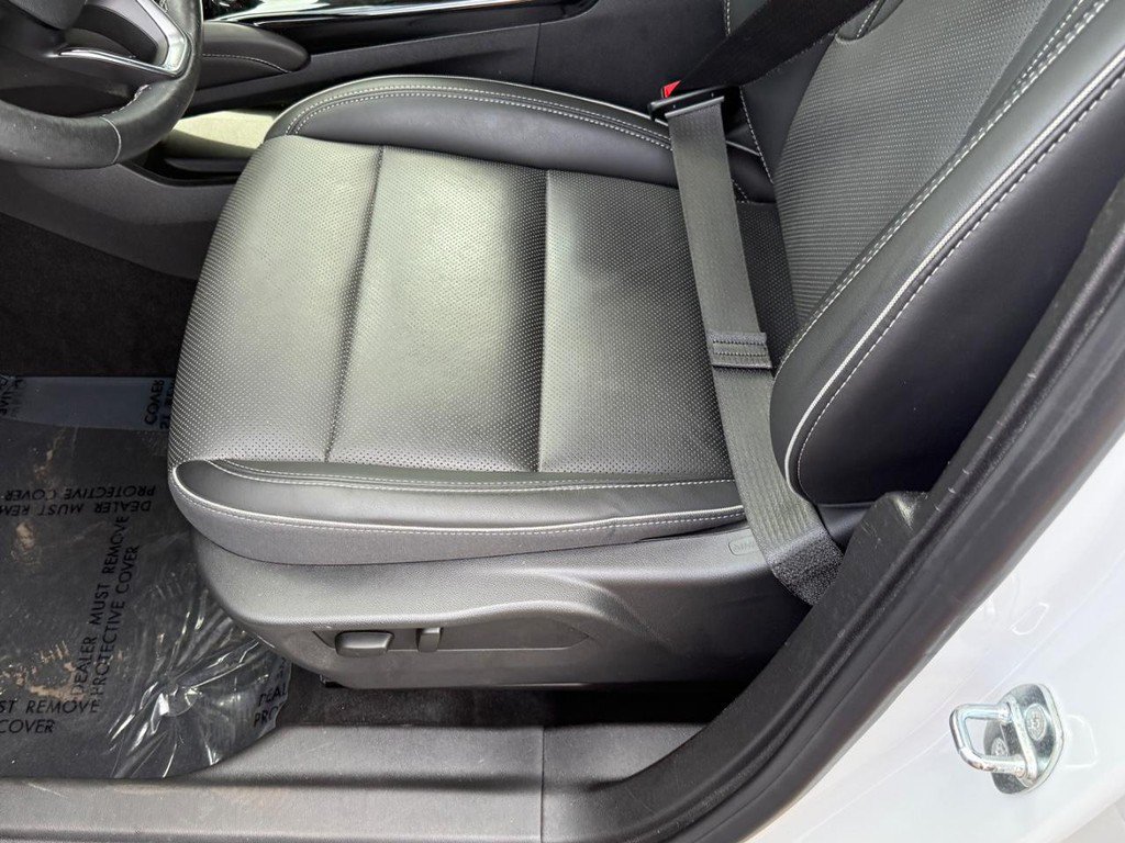 Used 2023 Buick Envision Essence AWD/4WD image 17