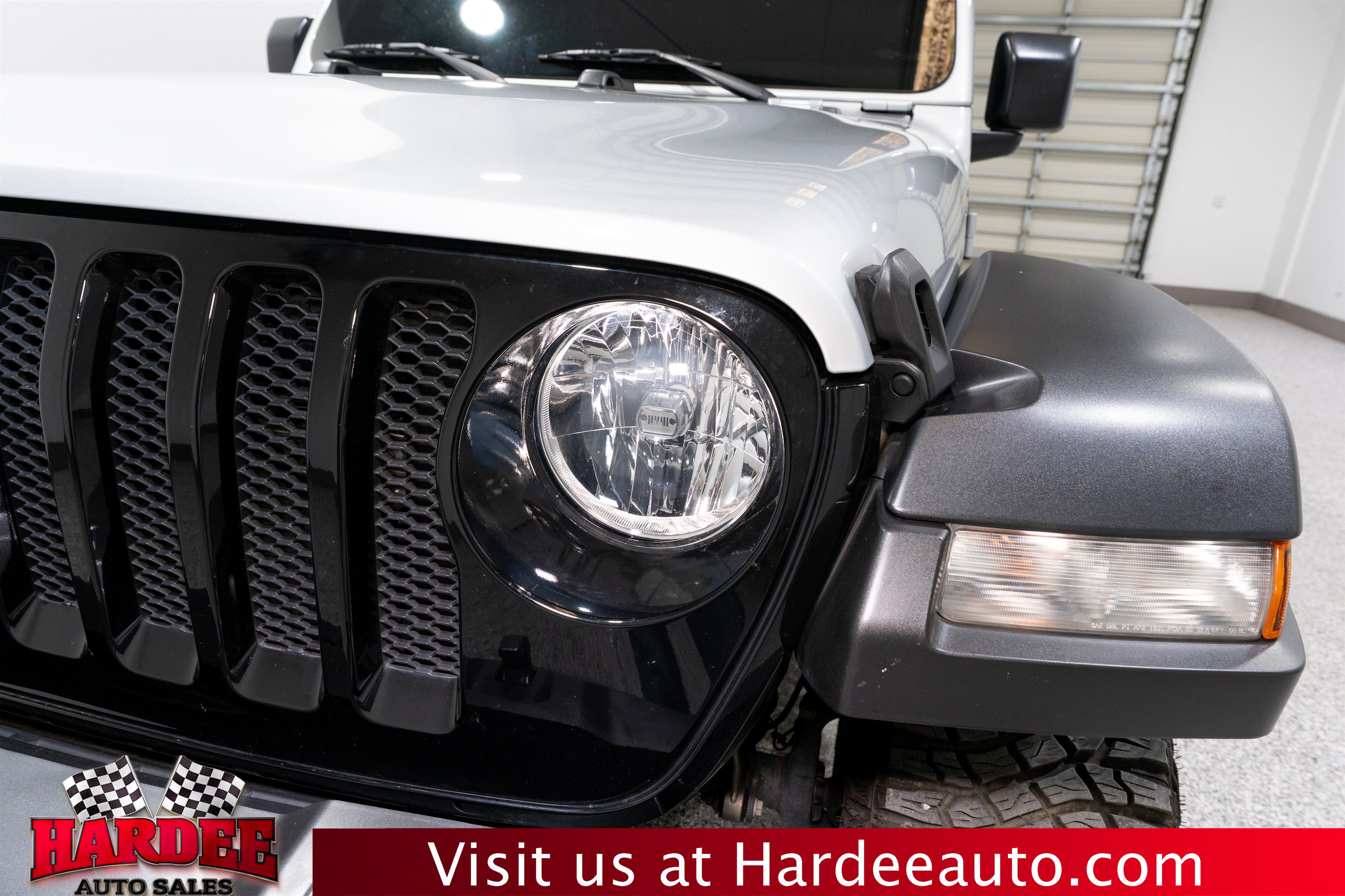Used 2023 Jeep Wrangler Unlimited Sport w/ Xtreme 35 Tire Package AWD/4WD image 8