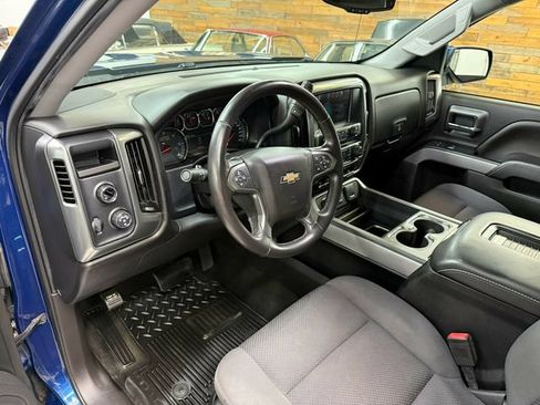 Used 2018 Chevrolet Silverado 1500 LT w/ LT Plus Package AWD/4WD image 16