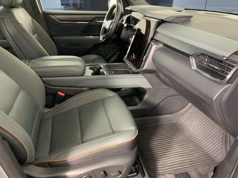 Used 2024 GMC Acadia AT4 w/ Super Cruise Package AWD/4WD image 20
