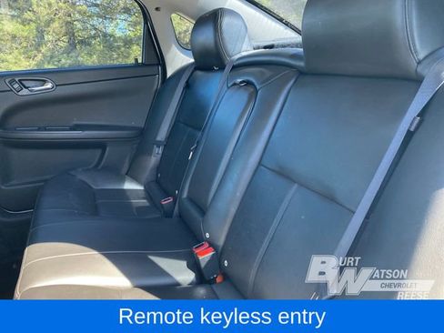 Used 2012 Chevrolet Impala LTZ FWD image 15