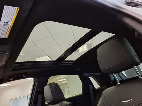 Certified 2025 Cadillac XT5 Premium Luxury AWD/4WD image 23