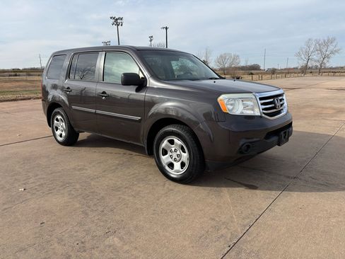 Used 2015 Honda Pilot LX image 24