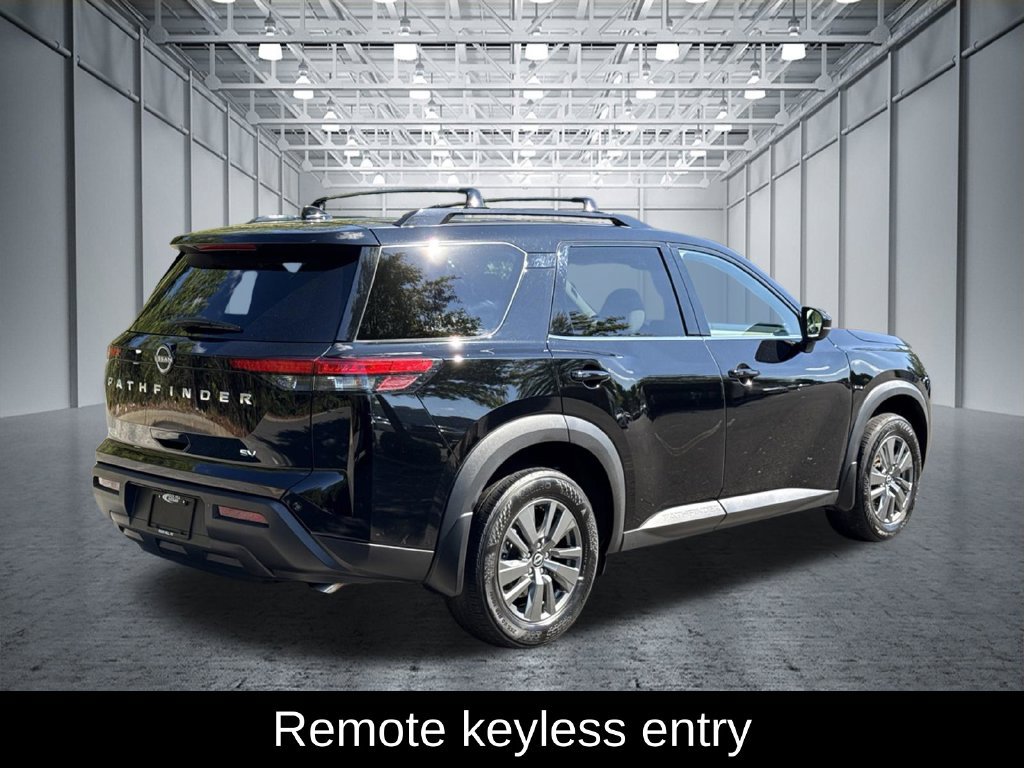 Certified 2024 Nissan Pathfinder SV w/ SV Premium Package FWD image 7