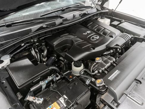 Used 2024 INFINITI QX80 Sensory w/ Cargo Package AWD/4WD image 4