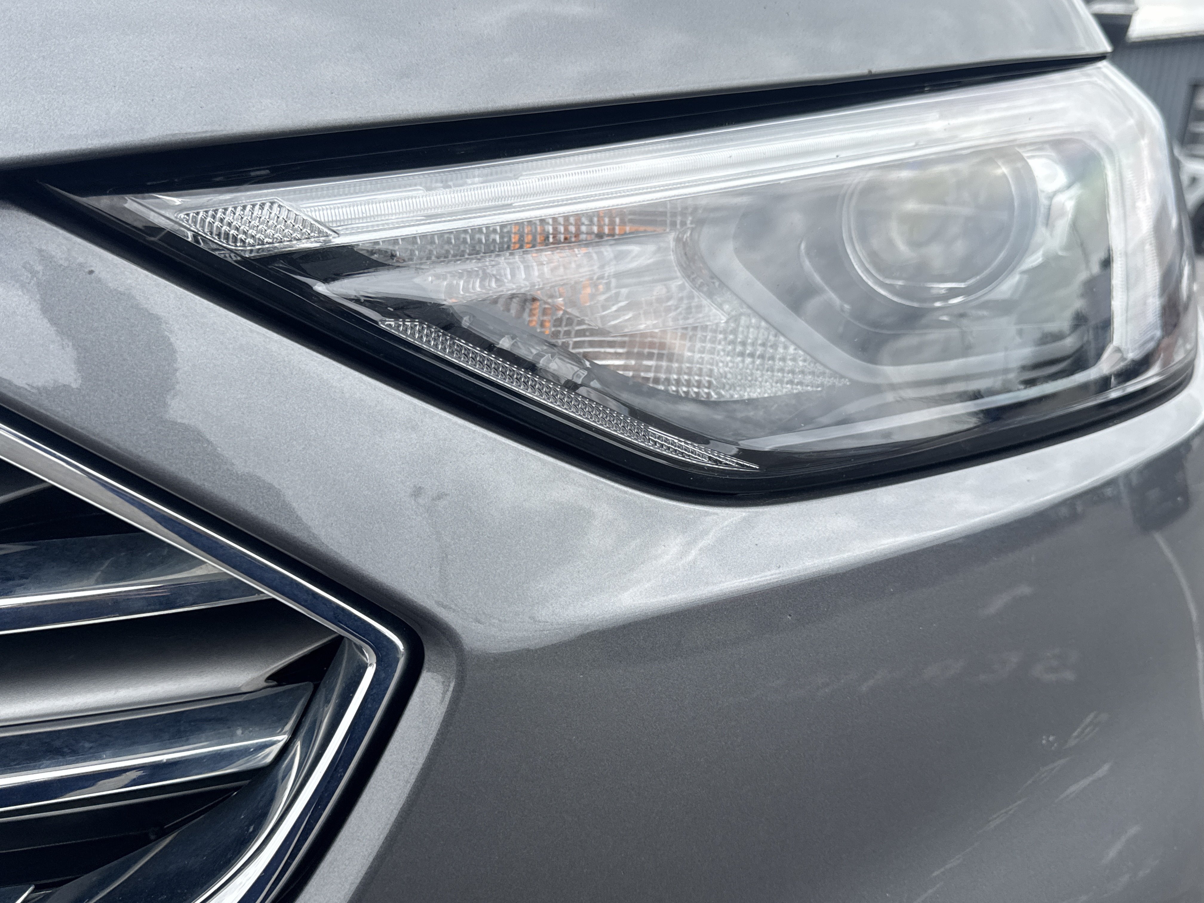 Used 2024 Ford Edge Titanium AWD/4WD image 10