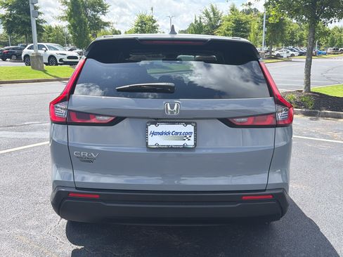 Certified 2025 Honda CR-V EX image 9