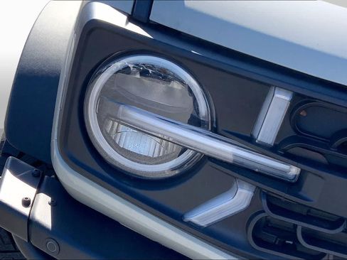 New 2025 Ford Bronco Badlands AWD/4WD image 13