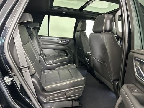 Used 2023 GMC Yukon SLT image 29