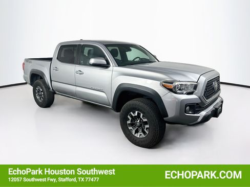 Used 2019 Toyota Tacoma TRD Off-Road RWD image 1