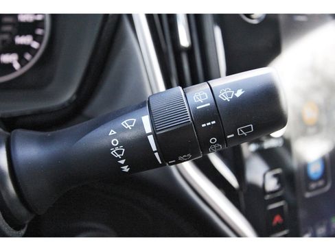 Certified 2025 Subaru Outback Premium image 18