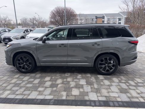 Certified 2026 Lexus TX 500h AWD w/ Technology Package image 26