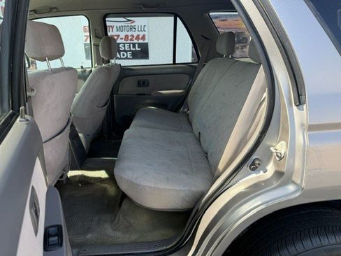 Used 2002 Toyota 4Runner SR5 RWD image 13