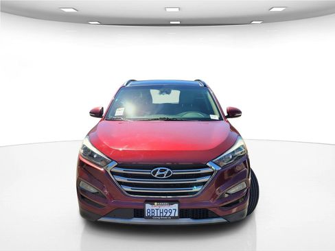 Used 2017 Hyundai Tucson Limited w/ Limited Ultimate Package 03 FWD image 4