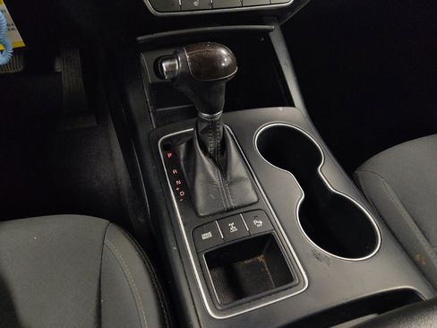 Used 2016 Kia Sorento LX w/ LX Convenience Package image 26