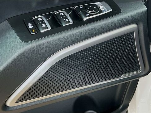 New 2025 Kia Telluride LX image 19