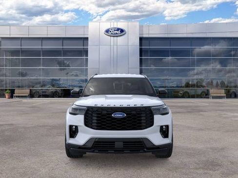 Used 2026 Ford Explorer ST-Line w/ ST-Line Street Pack AWD/4WD image 6