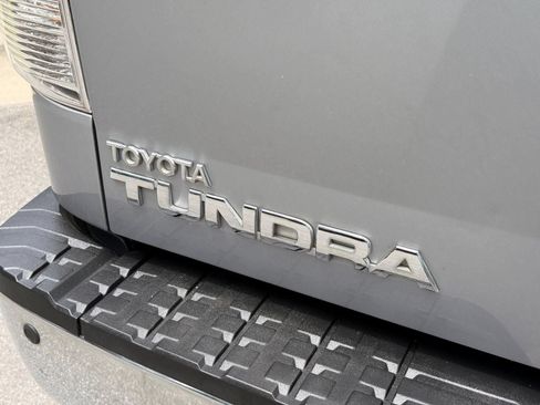 Used 2012 Toyota Tundra Limited w/ Platinum Pkg AWD/4WD image 10