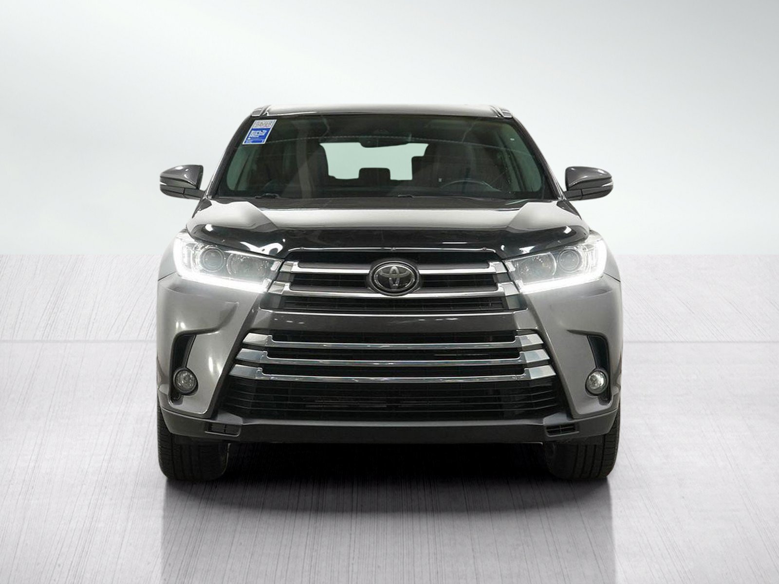 Used 2019 Toyota Highlander XLE AWD/4WD image 8