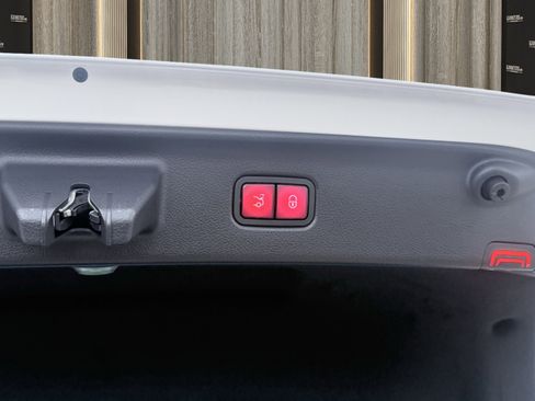 Used 2023 Mercedes-Benz S 580 4MATIC Sedan image 20