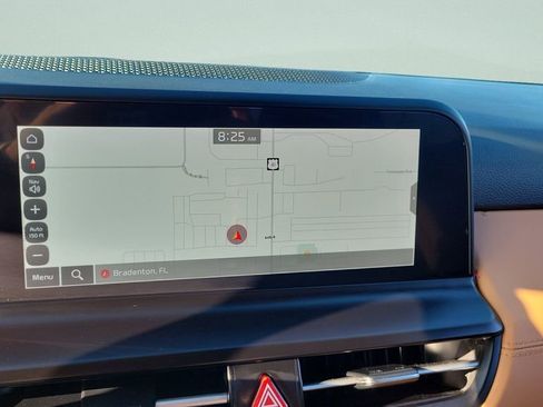 Used 2025 Kia Seltos EX w/ EX Sunroof Package FWD image 19