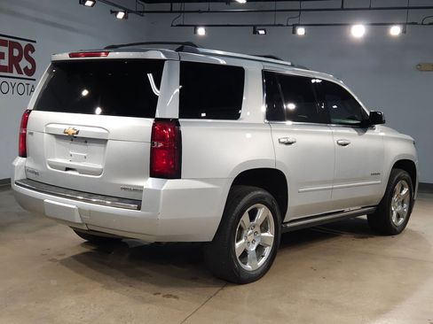 Used 2019 Chevrolet Tahoe Premier AWD/4WD image 7