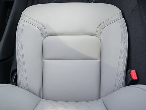 New 2027 Volvo XC60 B5 Plus AWD/4WD image 32
