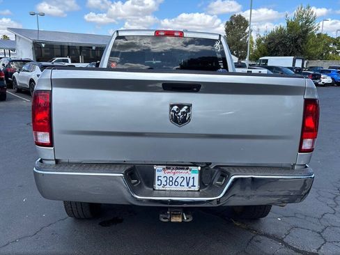 Used 2015 RAM 2500 Tradesman w/ Chrome Appearance Group AWD/4WD image 5