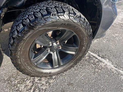 Used 2018 RAM 1500 Sport w/ Sport Premium Group image 12