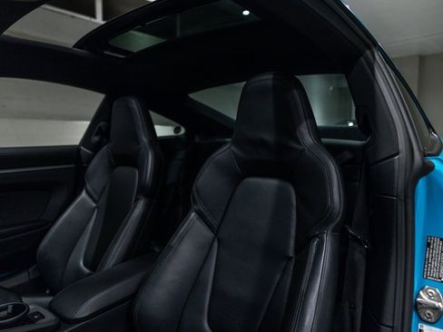 Used 2020 Porsche 911 Carrera S image 5