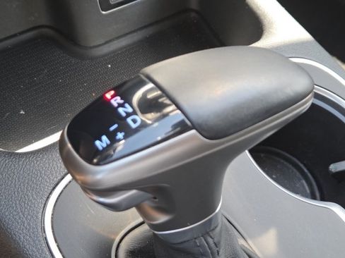Used 2019 Dodge Durango SXT AWD/4WD image 20