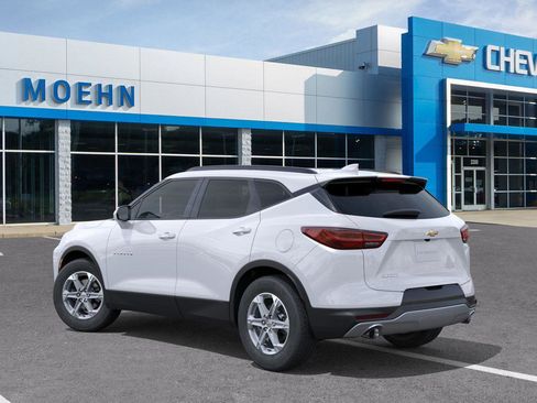 New 2026 Chevrolet Blazer LT image 3