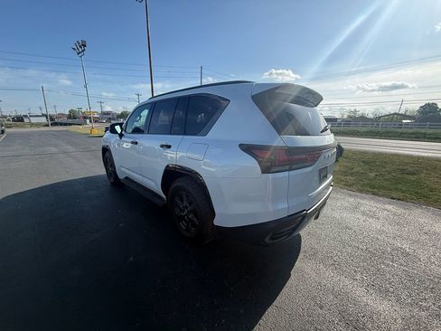 Used 2025 Lexus LX 700h Overtrail w/ Accessory Package (Z1) image 6