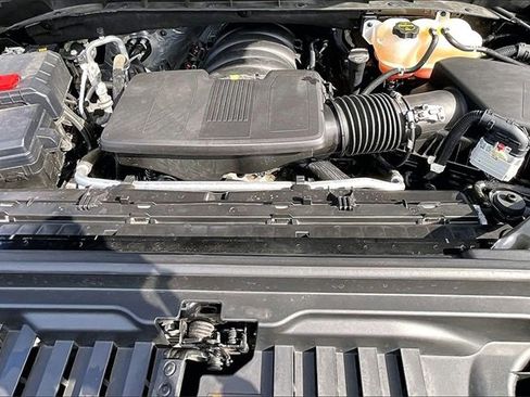 Used 2025 GMC Sierra 1500 SLT image 31