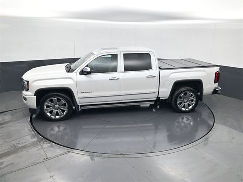 Used 2018 GMC Sierra 1500 Denali w/ Denali Ultimate Package image 20