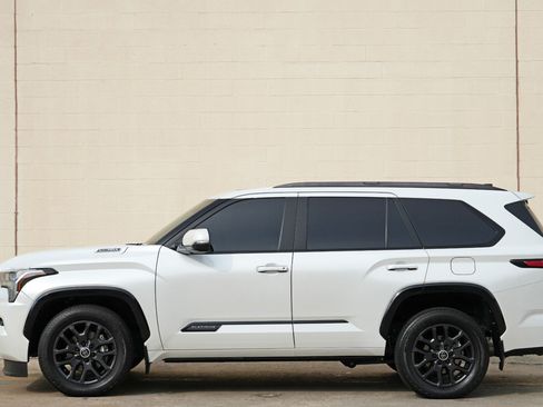 Used 2024 Toyota Sequoia Platinum AWD/4WD image 54